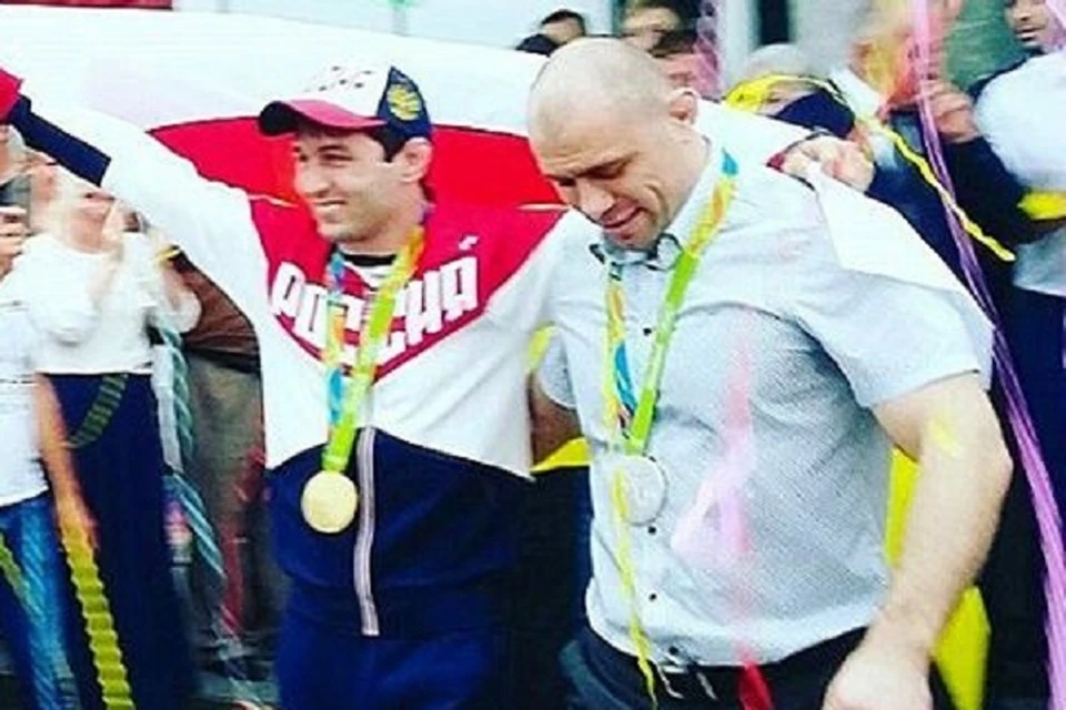 Олимпийский чемпион Сослан Рамонов приехал в родную Осетию. Фото: instagram.com/team_soslan_ramonov/
