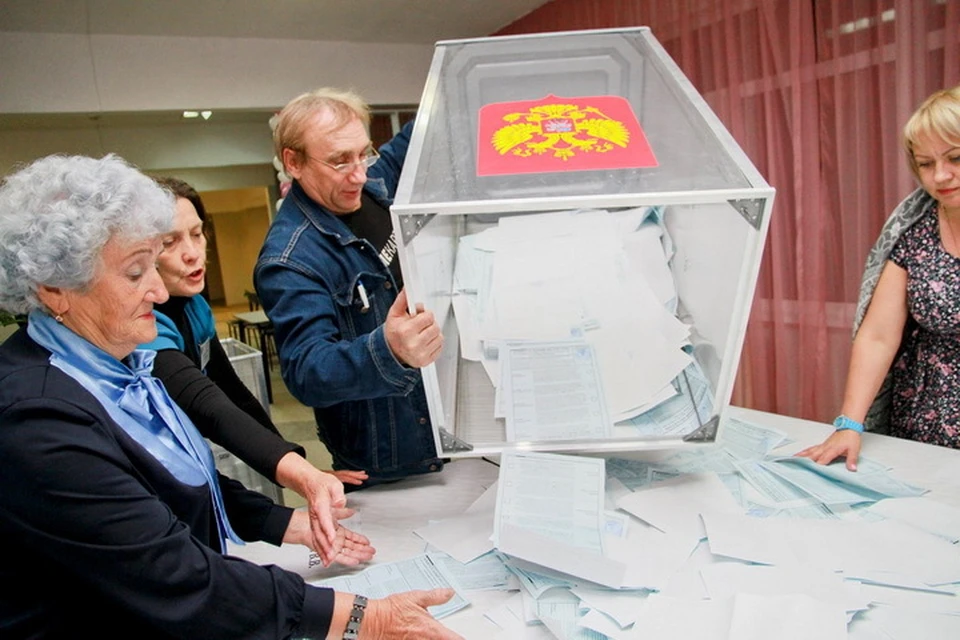 В ходе ближайших выборов псковичи изберут депутатов областного Собрания и Государственной Думы.