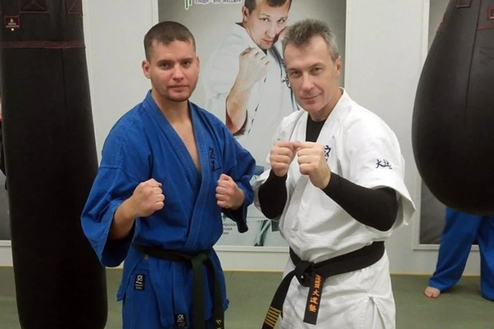 Здоровый образ жизни и активные занятия спортом привели Станислава Вашева (слева) к исполнению заветной мечты