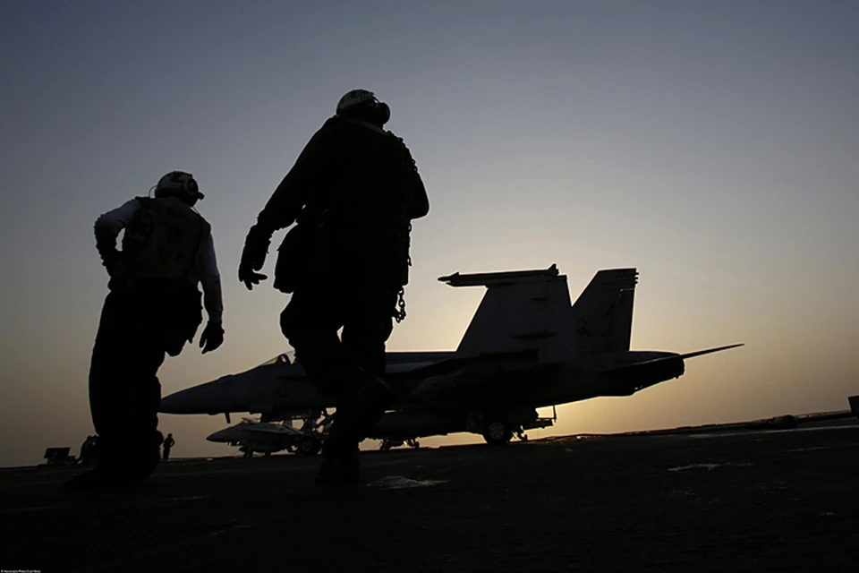 Сегодня достаточное количество авианосных групп из 6-го флота США постоянно курсируют неподалеку от Сирии