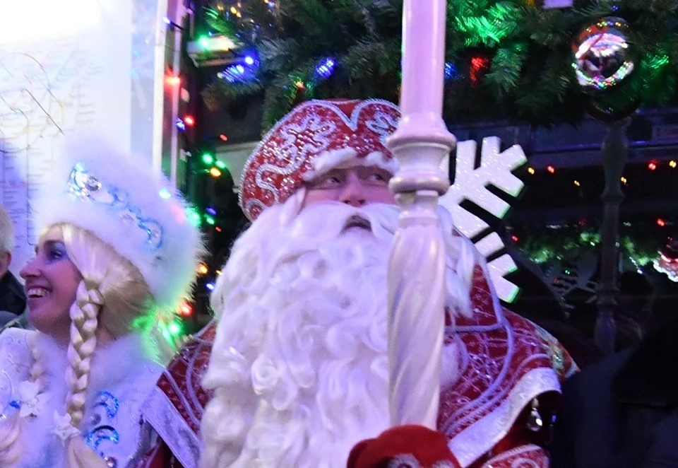 Тысячи детишек не доехали до Вотчины Деда Мороза в этом году.