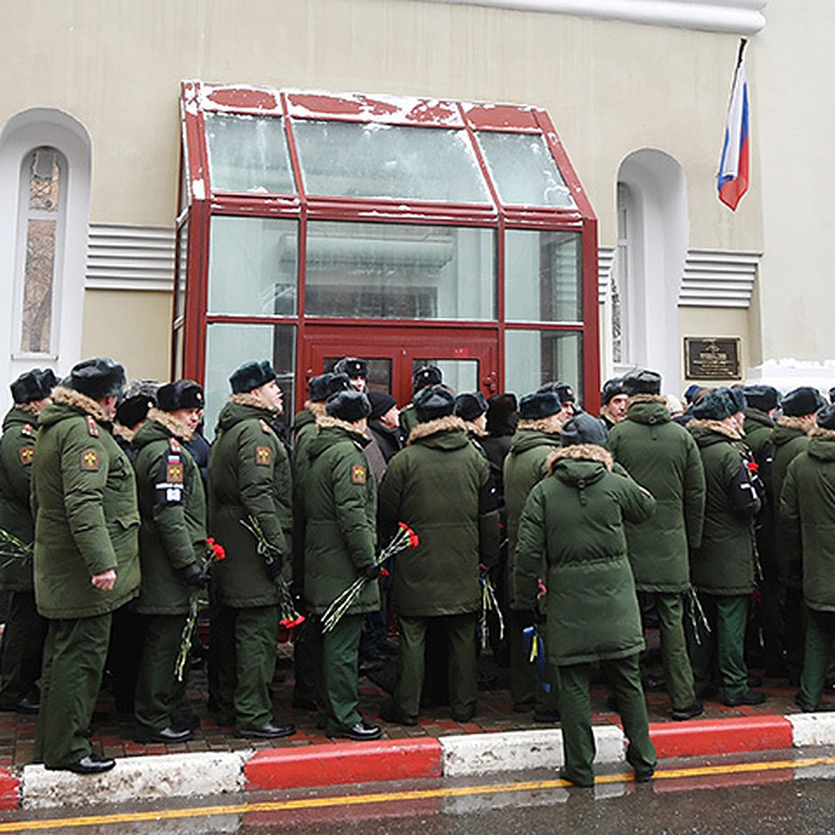 Валерия Халилова проводили в последний путь его музыканты - под его  музыку... - KP.RU