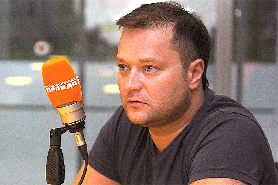 Директор Института актуальной экономики Никита Исаев в студии радиостанции "Комсомольская правда".