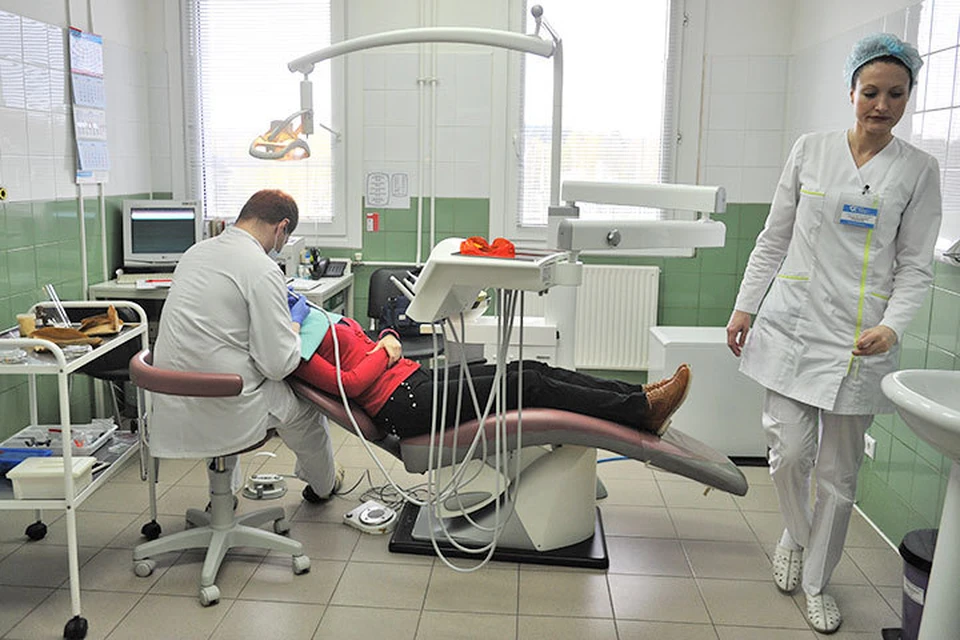 В Самаре работают семь государственных стоматологических поликлиник.