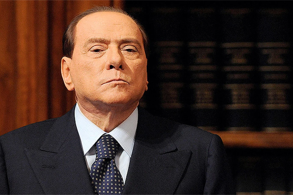 Берлускони предлагает вернуть в Италии лиру