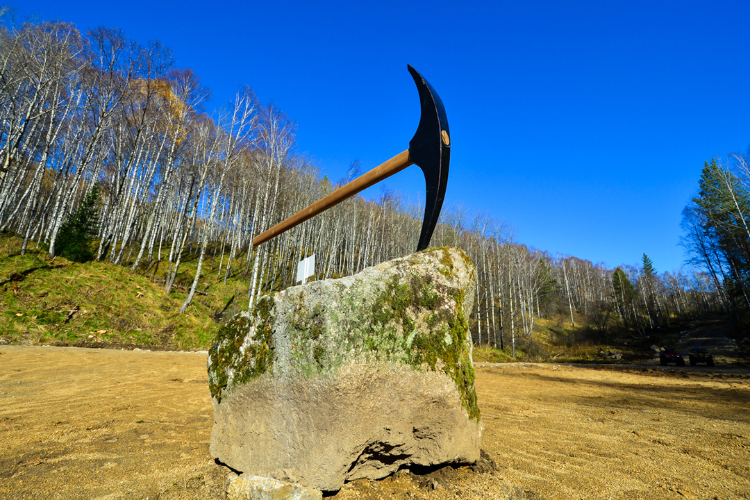 Туристический кластер «Скалистые горы» открыли на Алтае