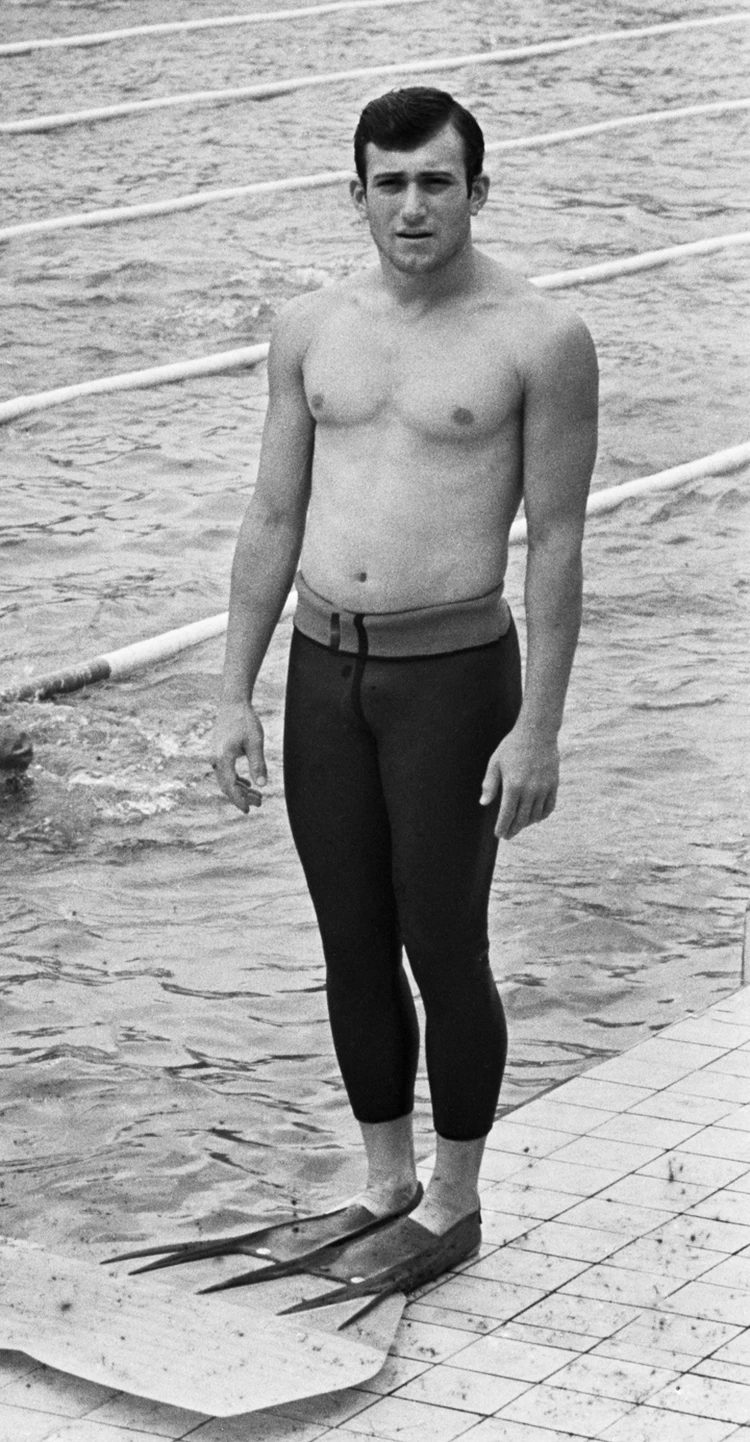 Пикап артист қыздар порно видео Сиыр қорадағы ауылдық секс