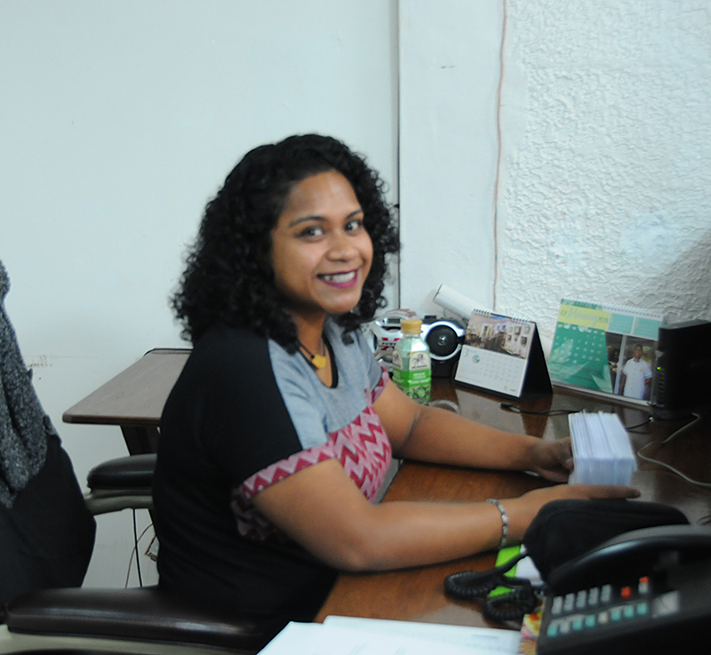 В приемной у президента Палау работают симпатичные девушки