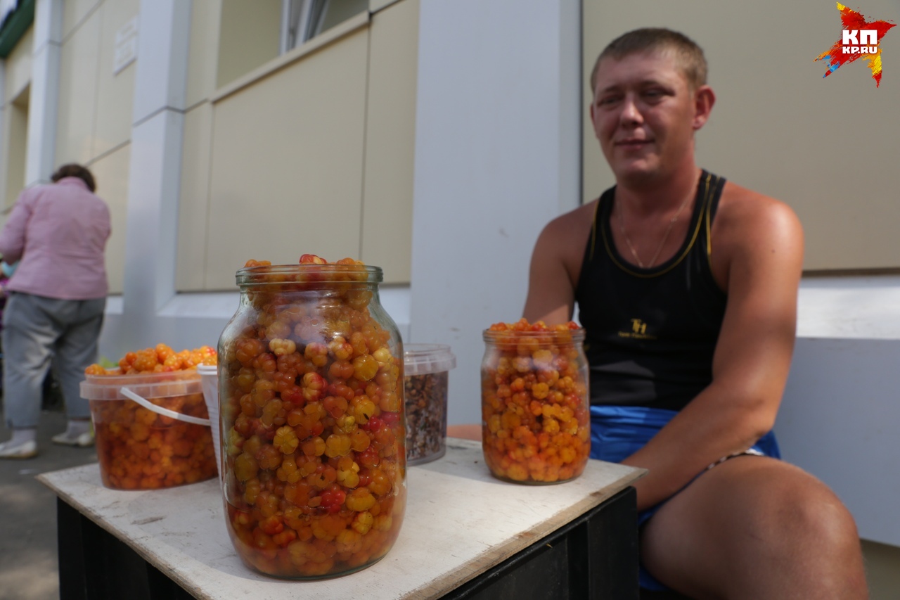 Sergej vstává ve tři ráno a jde do lesa