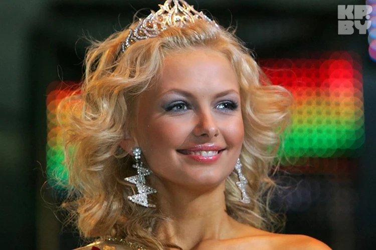 Онлайн порно фильмдер мен ересектерге арналған әңгімелерді қараңыз