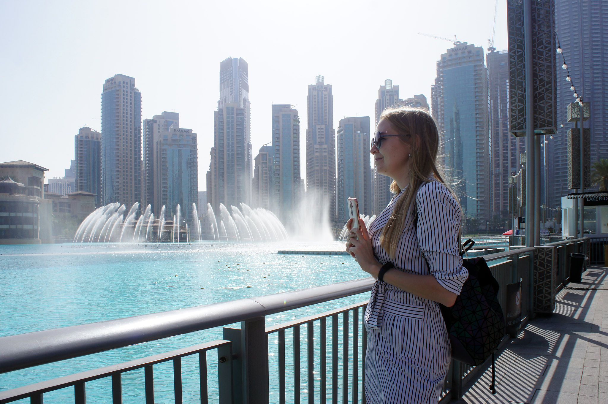 На смартфон нужно установить приложение для отслеживания перемещений. Но оно не работало