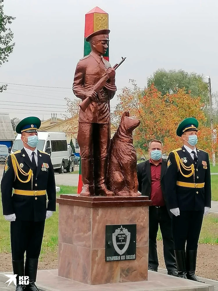 Памятники В Новосибирске Цена Фото Недорого