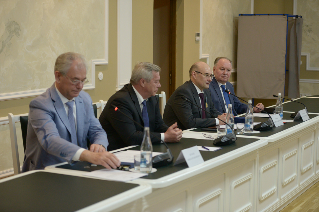 ВЫБОРЫ ДЕПУТАТОВ, НАРЕЗАЛИ ОКРУГА