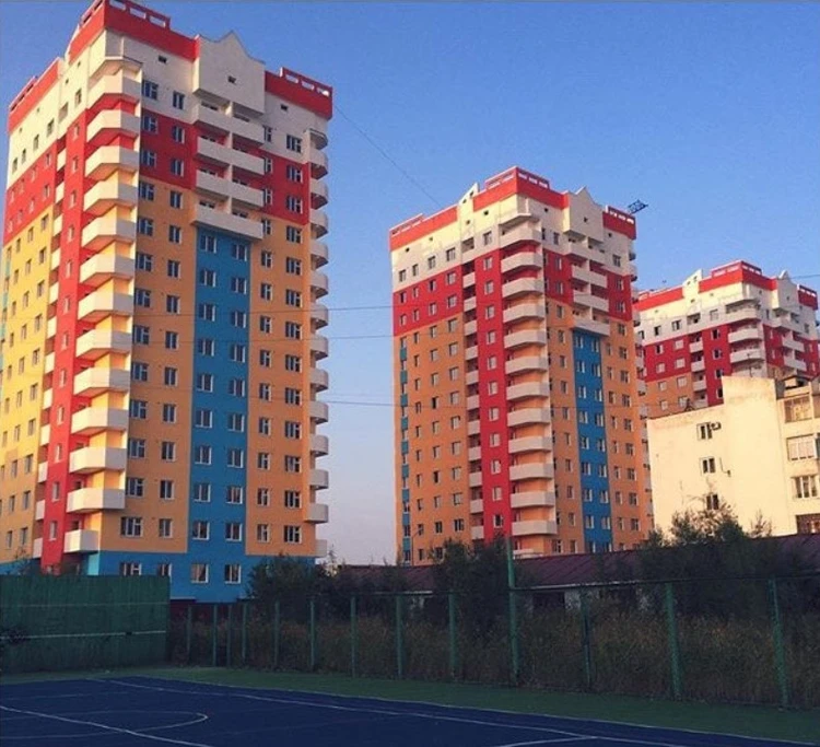 В одном из этих домов квартиру площадью 67 кв.м продают за 8,1 млн рублей. Фото: 2ГИС