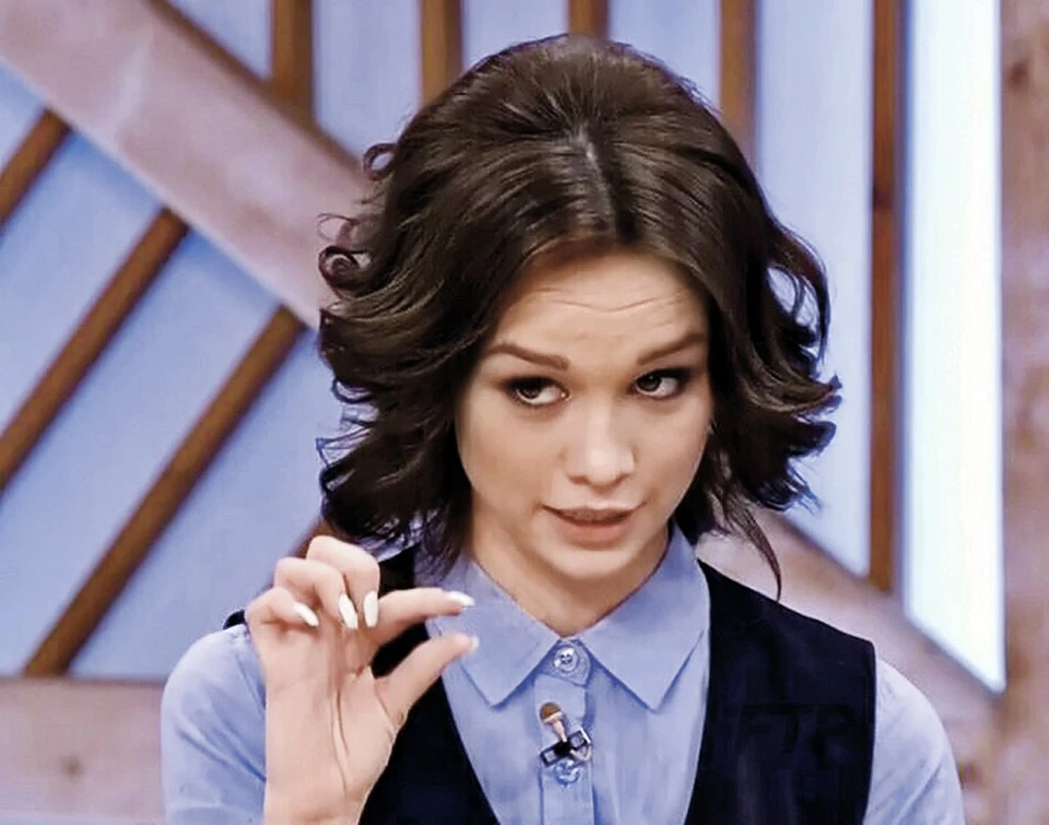 Диана Шурыгина на съемках ток-шоу Первого канала