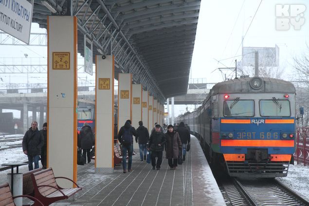 Садимся в электричку на станции